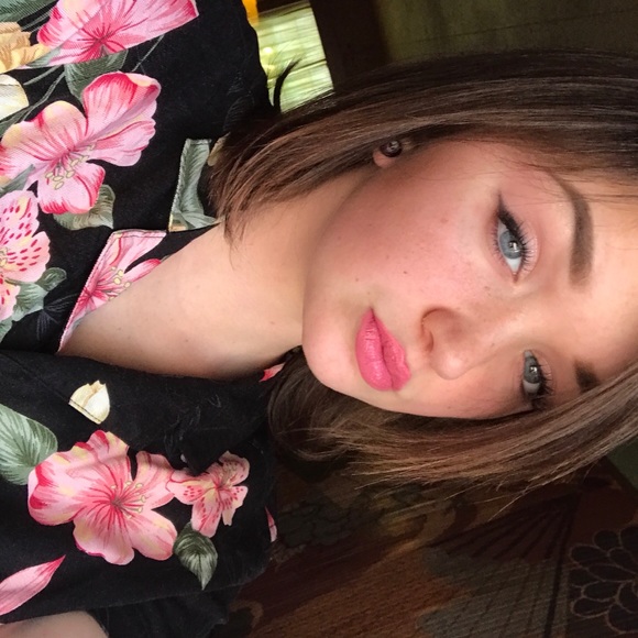 Meet your Posher, Candra - Picture 1 of 1